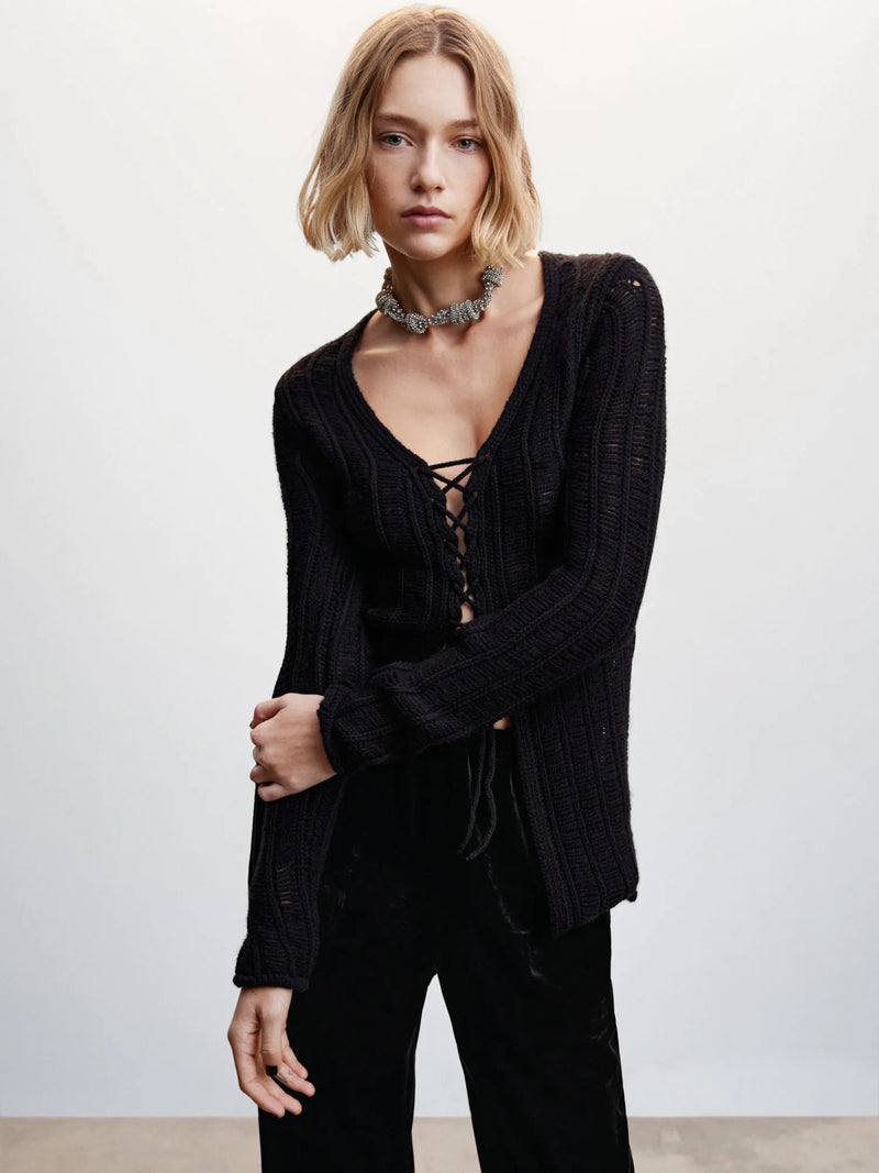 Knitted cardigan with knot detail