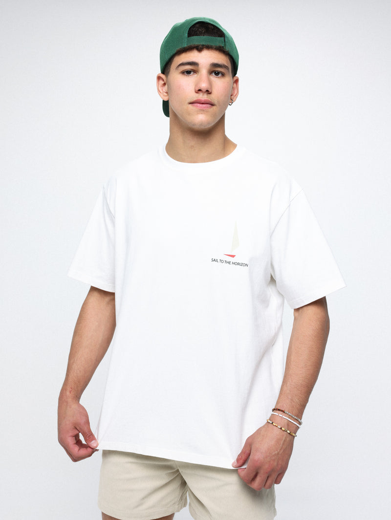 Oversized t-shirt με τύπμα στην πλάτη